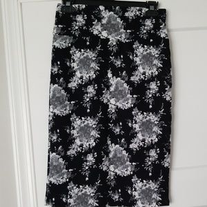 LuLaRoe Cassie Skirt Size Small